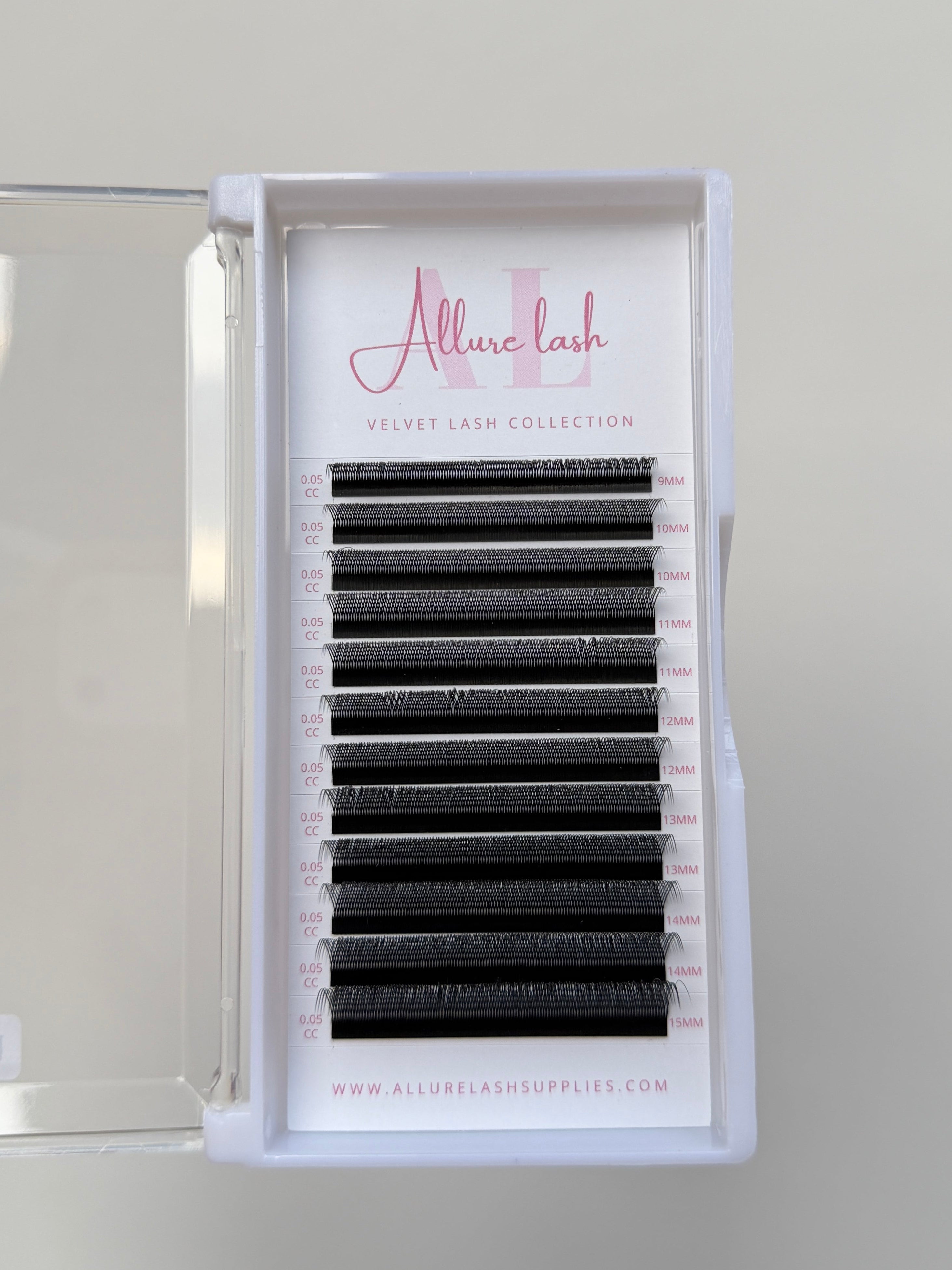 U - YY lashes